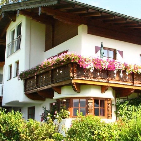 Appartement Lotte Familie Gruenberger Brixen im Thale Eksteriør billede